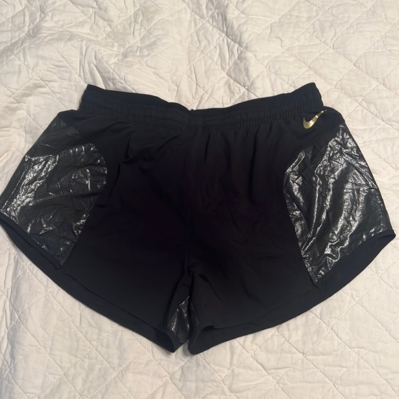 Nike Luxe Dri-Fit Running Shorts - Picture 1 of 5